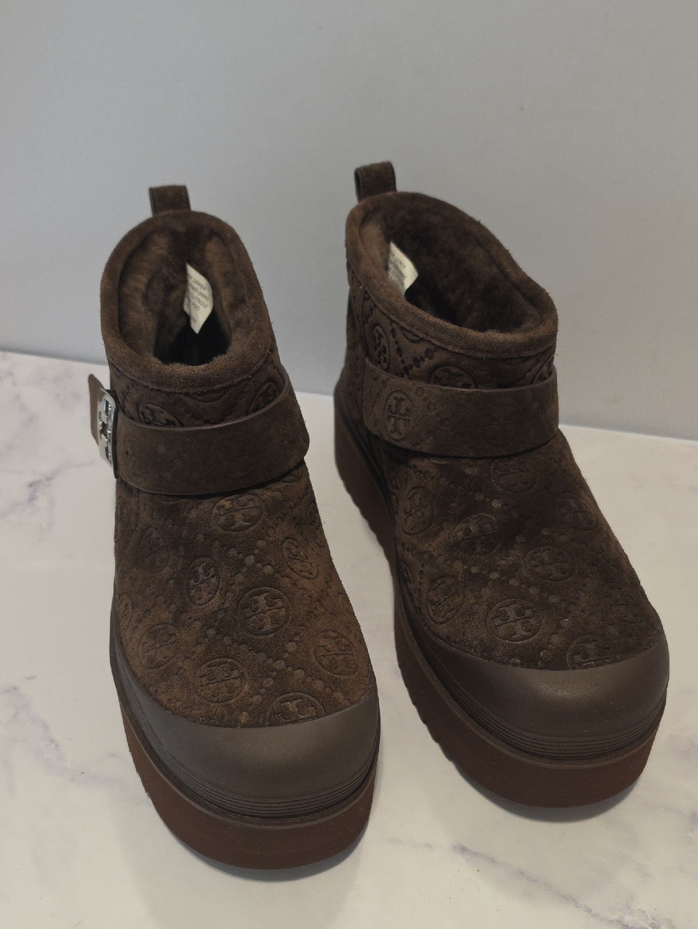 Tory Burch Brown Logo Quilted Shearling-Lined Ankle Boots  Brand New  No Tag - Picture 2 of 10